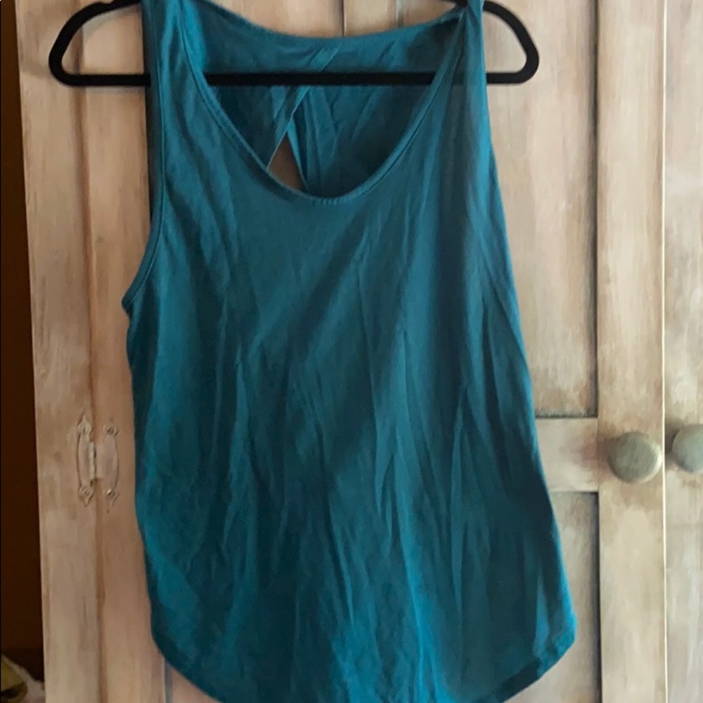 Yoga top with fun back